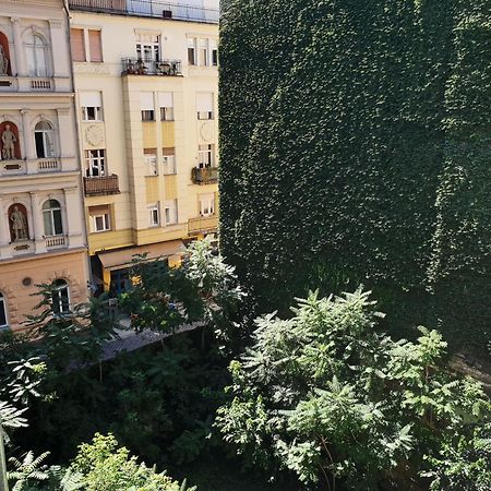 Amber Terrace Studios Downtown Budapest Exterior foto