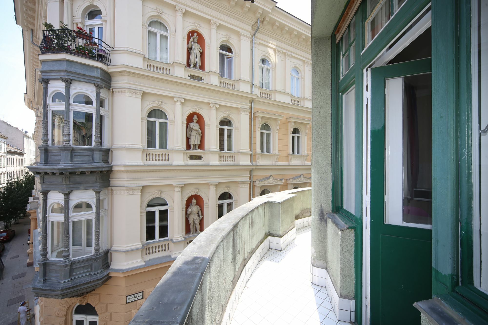 Amber Terrace Studios Downtown Budapest Exterior foto